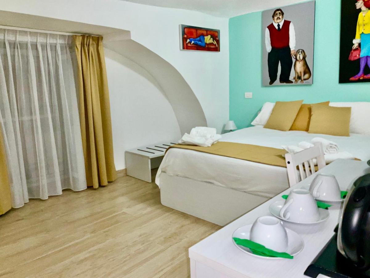 'A Room De' Scugnizzi Naples Extérieur photo