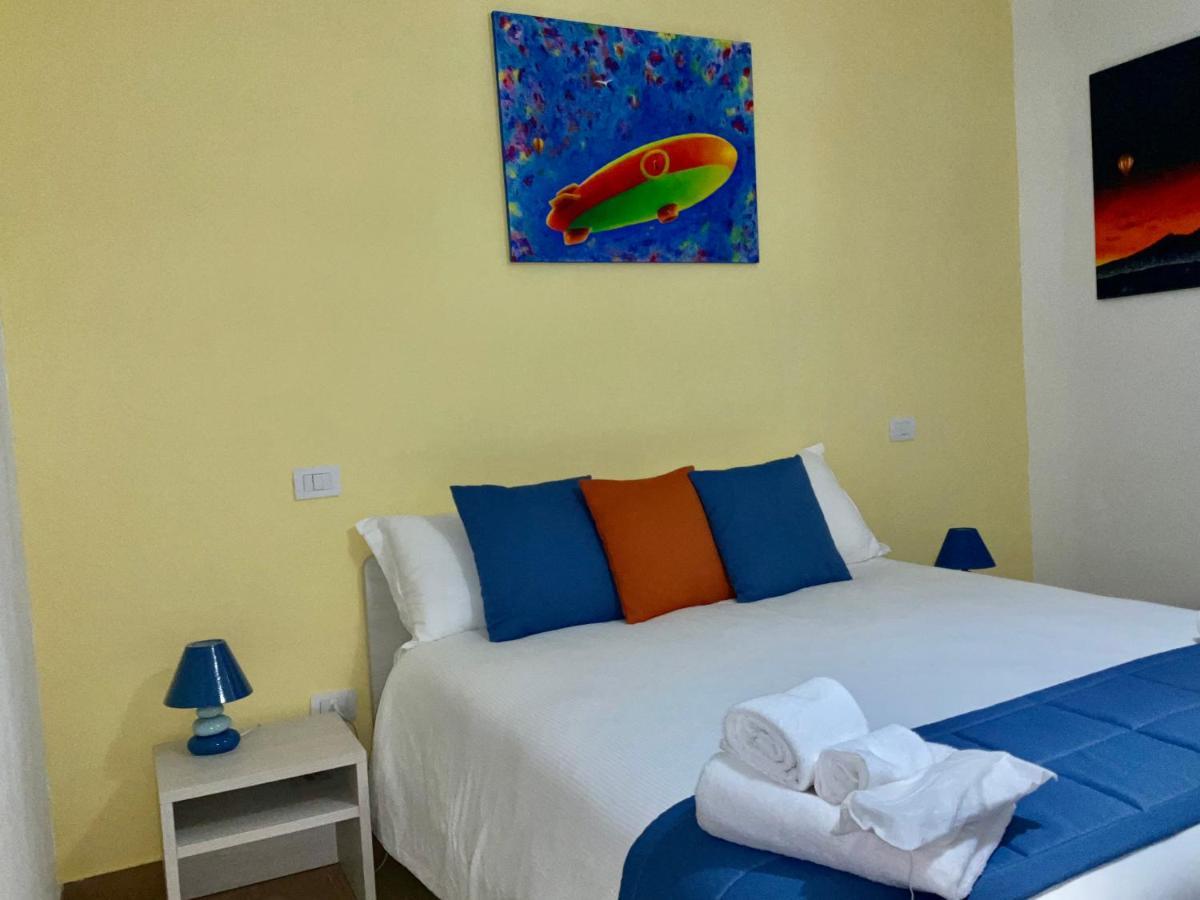 'A Room De' Scugnizzi Naples Extérieur photo