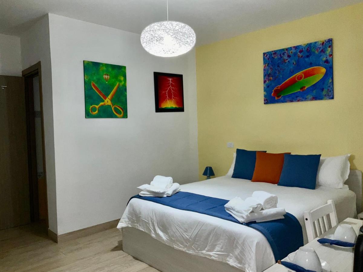 'A Room De' Scugnizzi Naples Extérieur photo